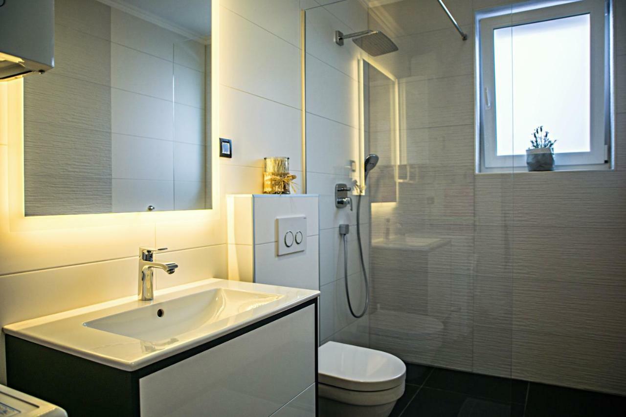 The View Luxury Apartment Dramalj Luaran gambar